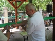 Starosta Starého Mesta Andrej Petrek slávnostne otvára altánok letnej čitárne